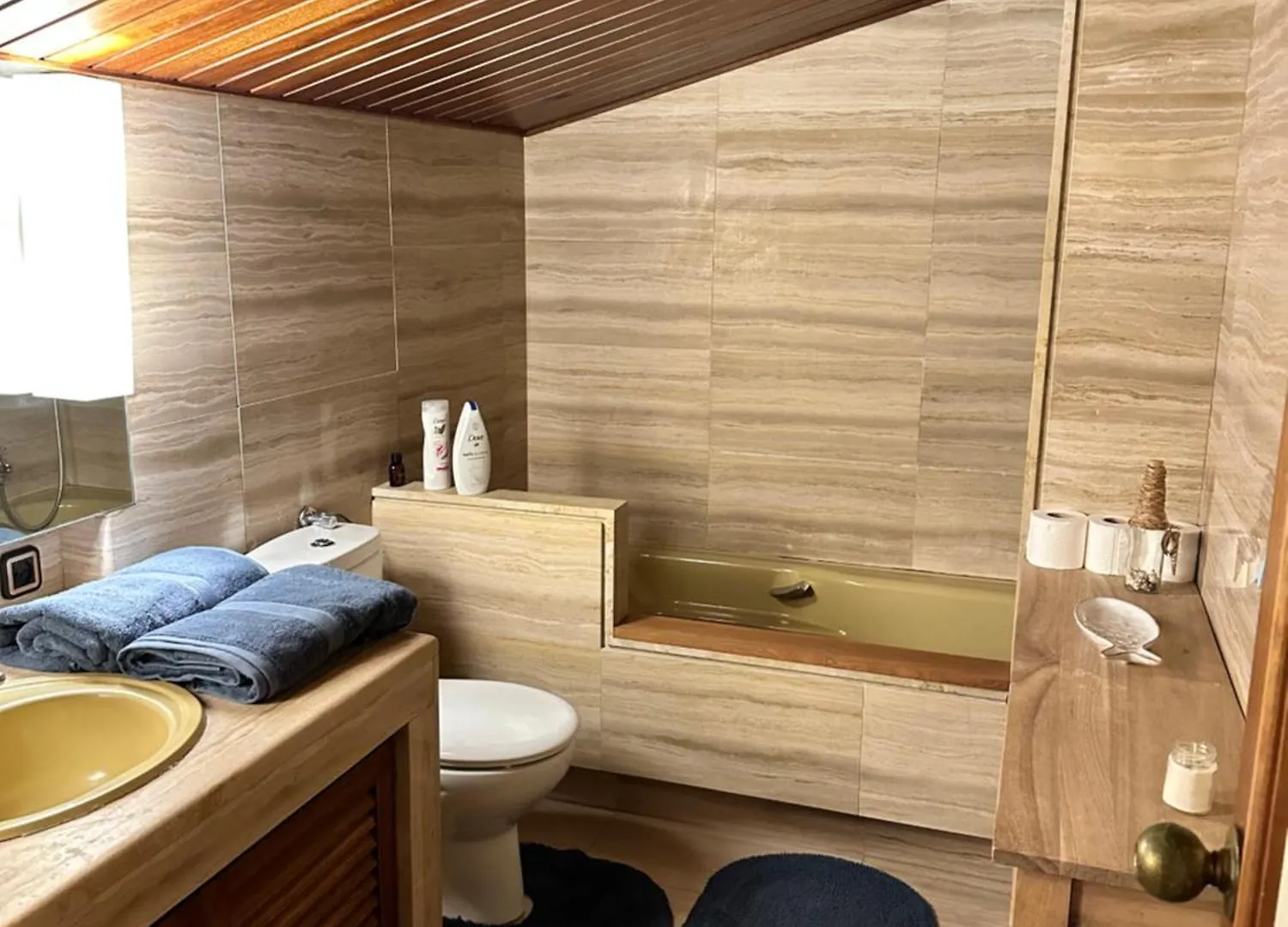 Oda ve Kahvaltı Solo Atico Guest Suites L' Escala
