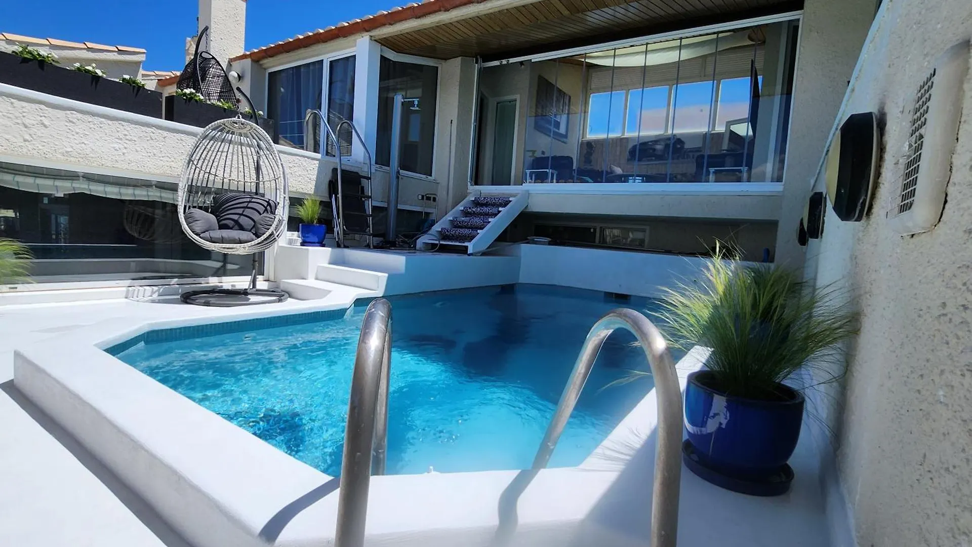 Solo Atico Guest Suites L' Escala Oda ve Kahvaltı