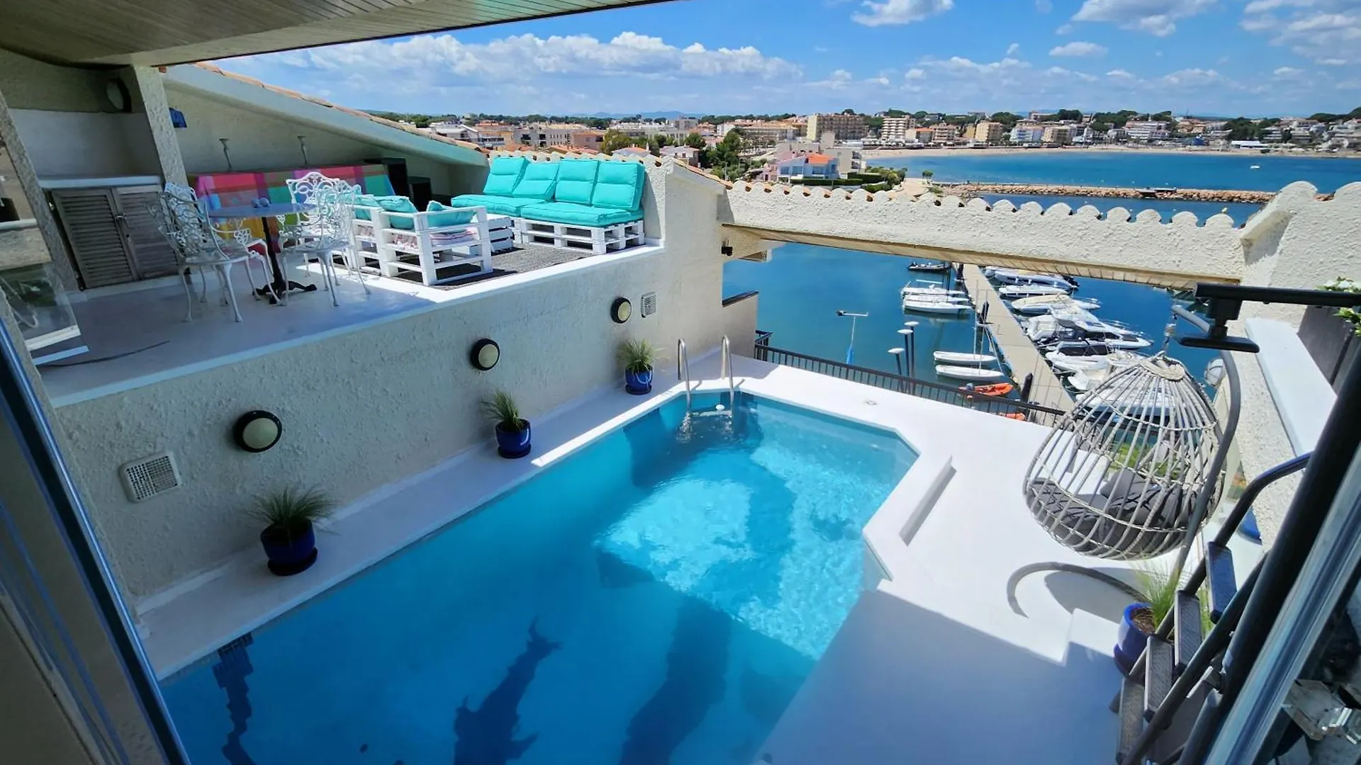 Solo Atico Guest Suites L' Escala Oda ve Kahvaltı